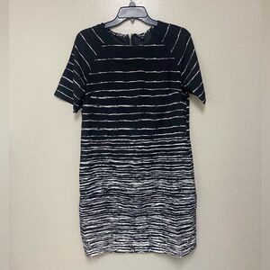 Ladies dress with pockets